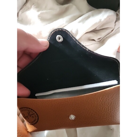 Ray-Ban Tan Brown Faux Leather Glasses Case Luxottica Black Velvet Inside - Picture 5 of 6